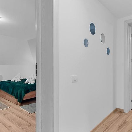 Two Bedrooms Hytta Apartment Sinaia Kültér fotó
