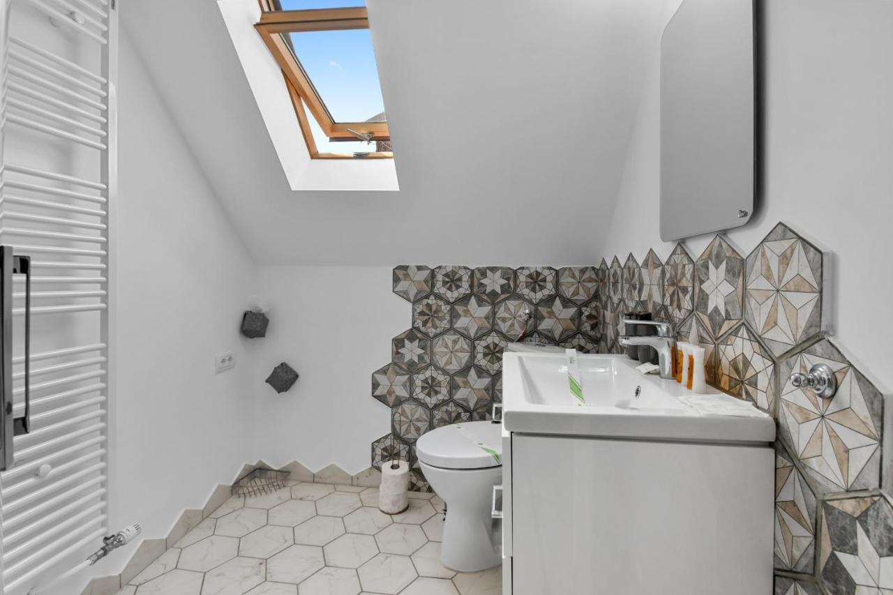 Two Bedrooms Hytta Apartment Sinaia Kültér fotó