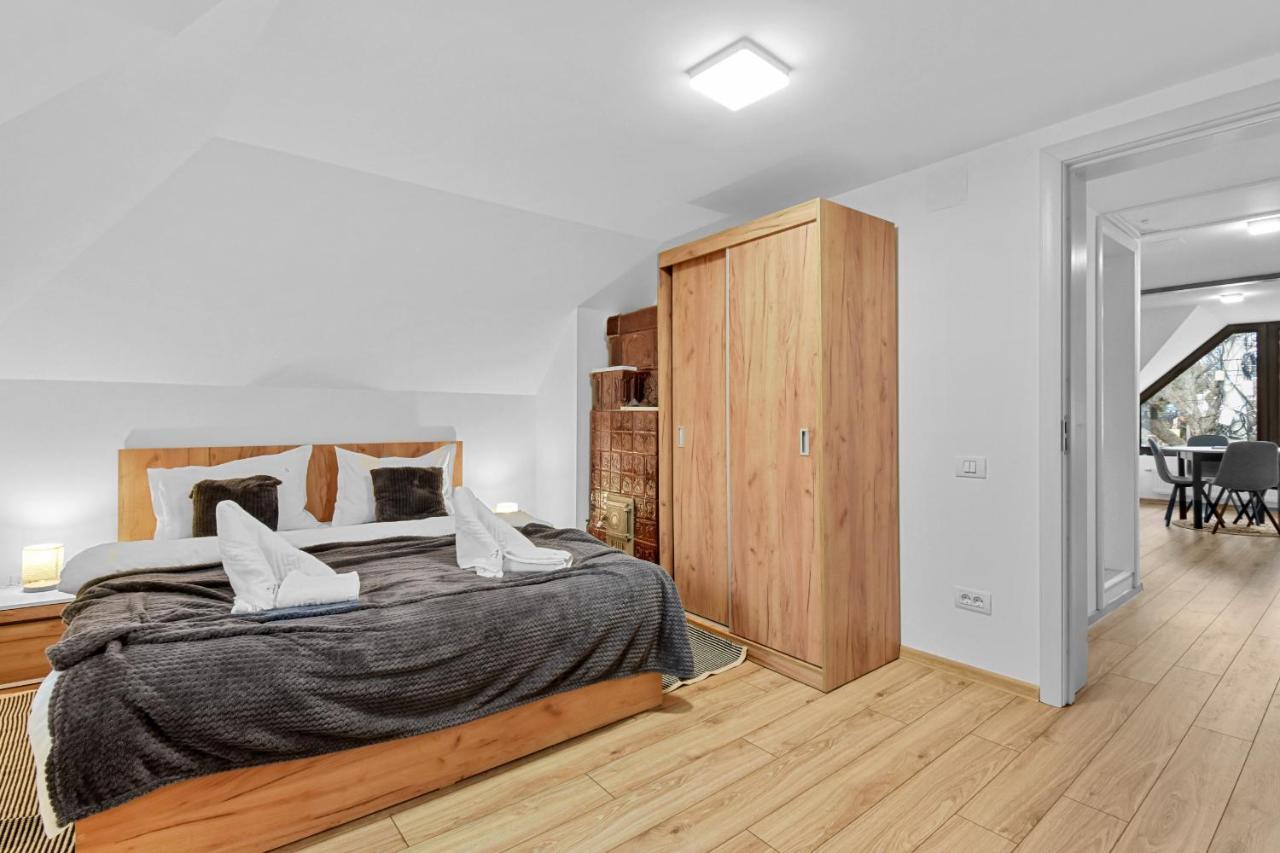 Two Bedrooms Hytta Apartment Sinaia Kültér fotó