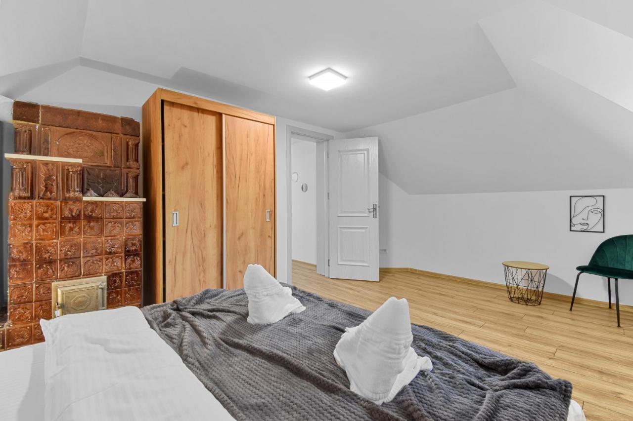 Two Bedrooms Hytta Apartment Sinaia Kültér fotó