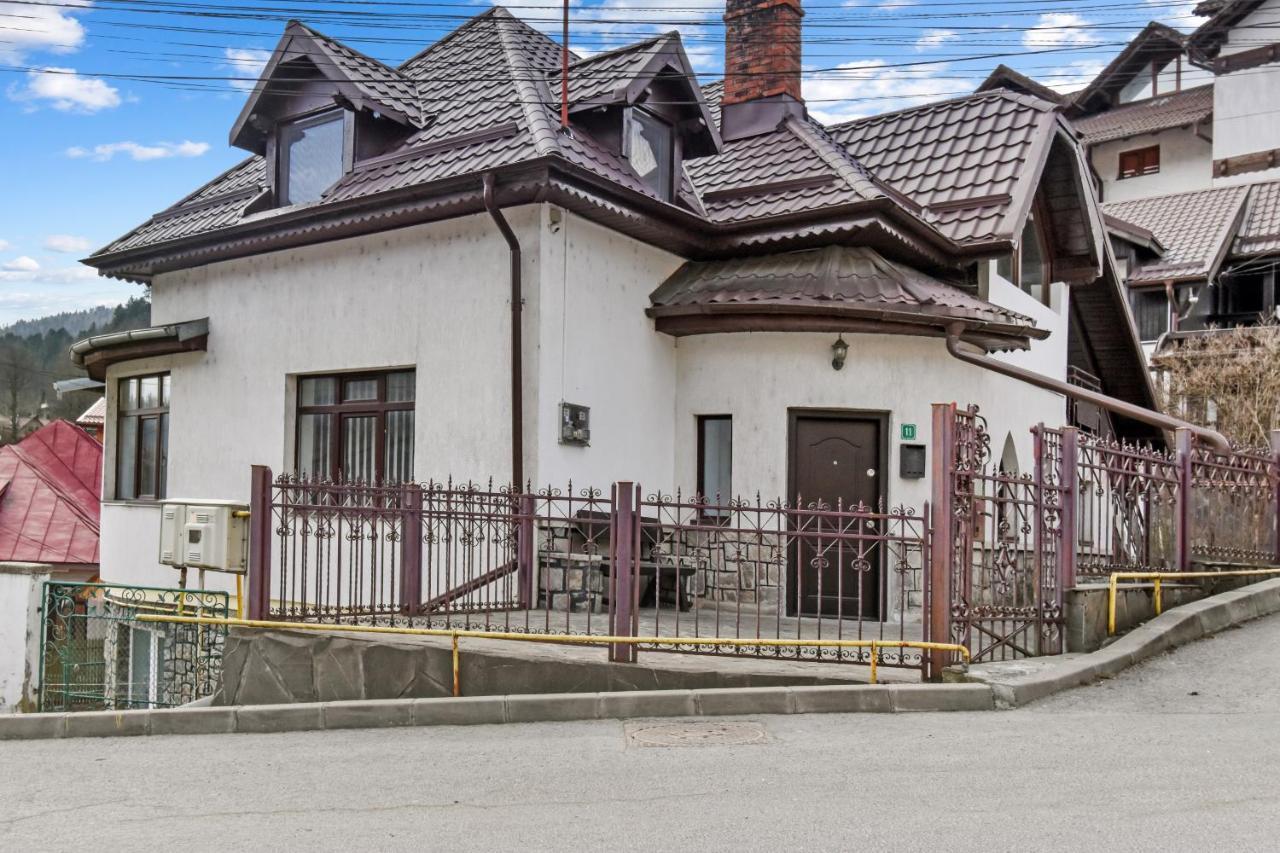 Two Bedrooms Hytta Apartment Sinaia Kültér fotó